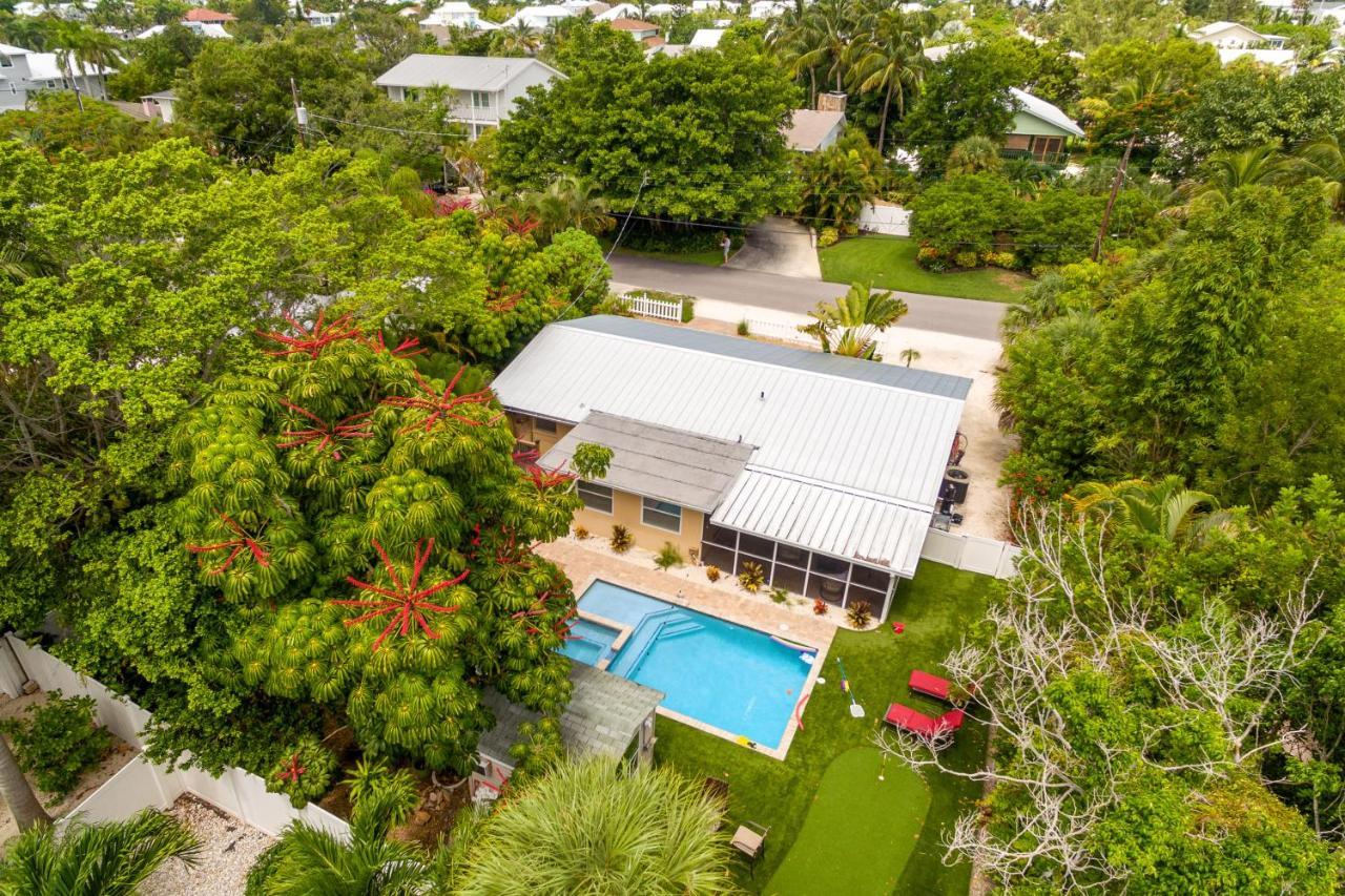 Villa Getaway On Gladiolus Anna Maria Exterior foto